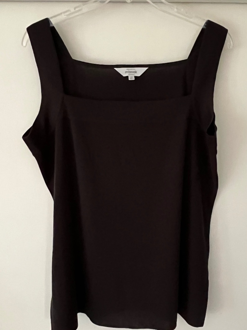 Misook Woman 1X Black Knit Sleeveless Shell Tank Top Square Neck Career Layering